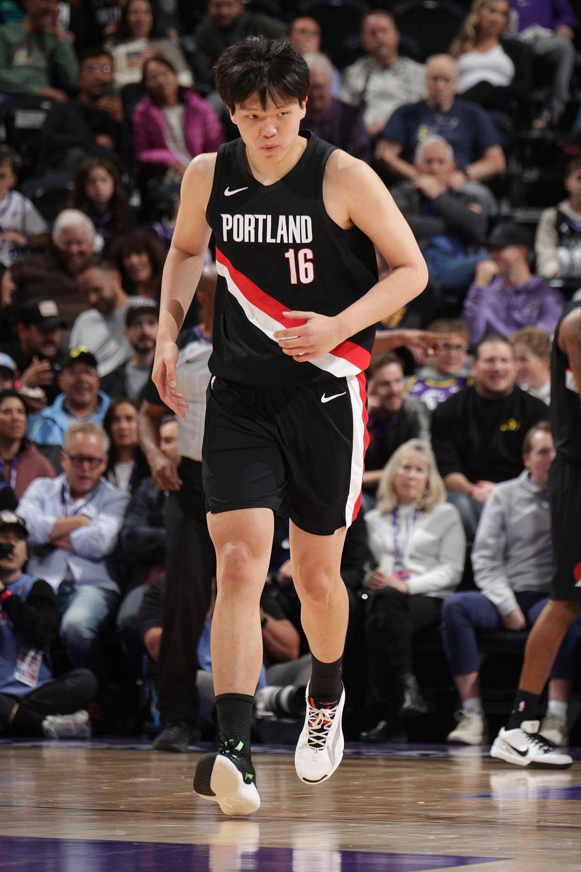 中欧体育平台关于重磅！赛前遗憾出局波特兰开拓者围绕NBA常规赛完成体检，浙江稠州围绕德国杯完成体检的信息